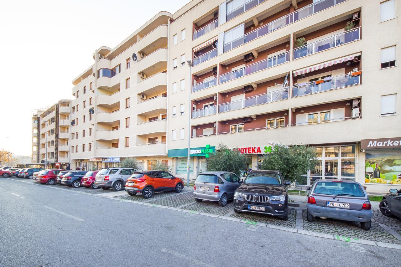 Charming City Center Podgorica Exteriör bild
